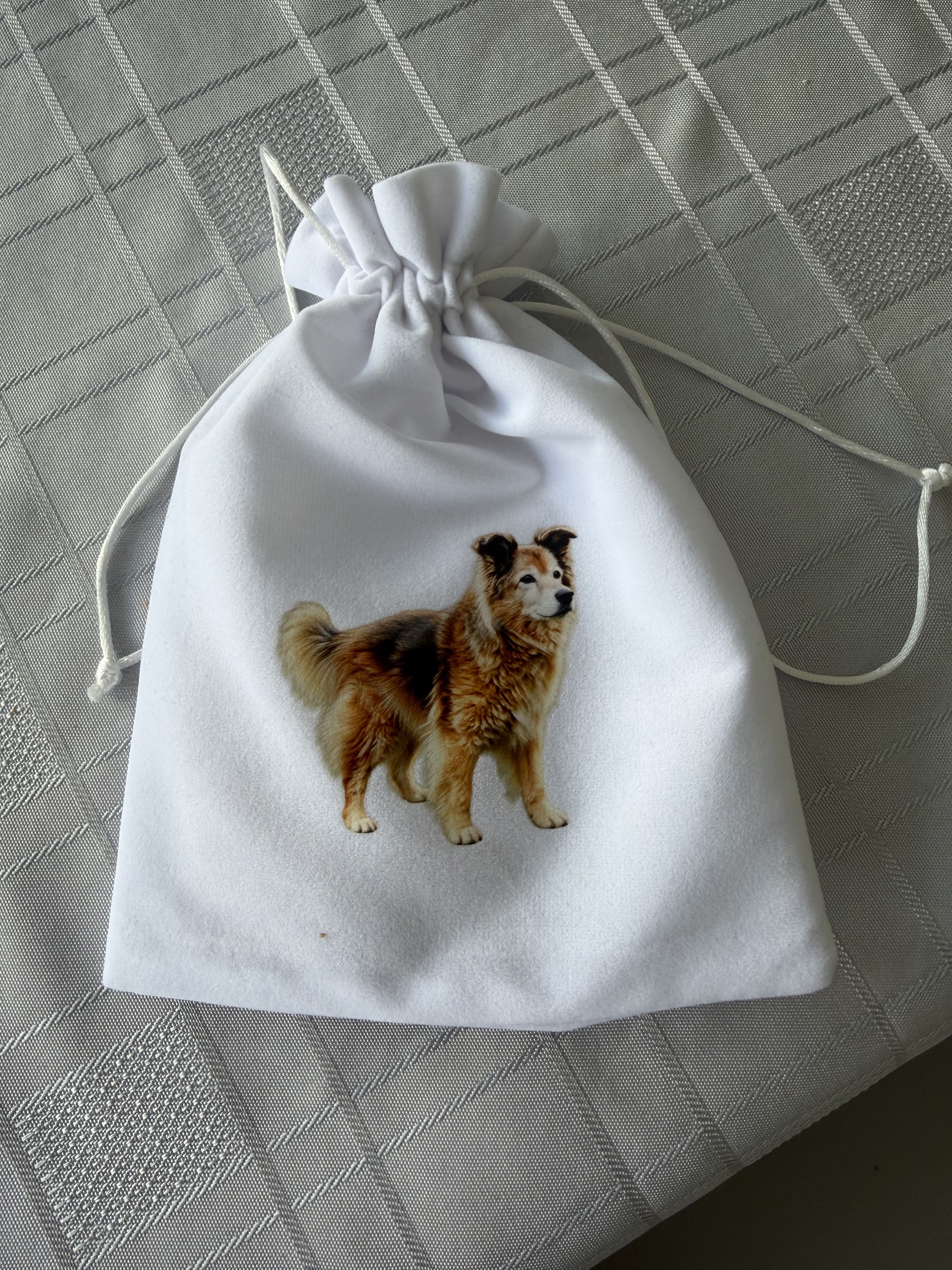 Real white drawstring keepsake bag with a dog portrait